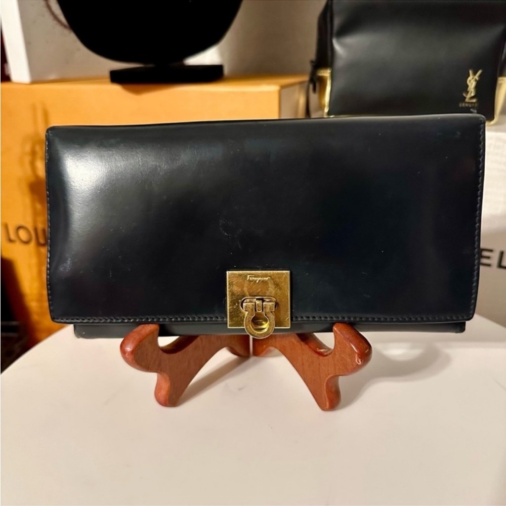 Salvatore Ferragamo Long Wallet EUC